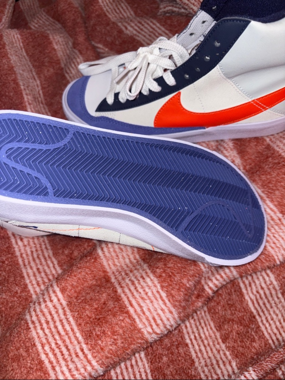 Nike High-Top Sneakers in White, Navy & Orange - Picture 4 of 5